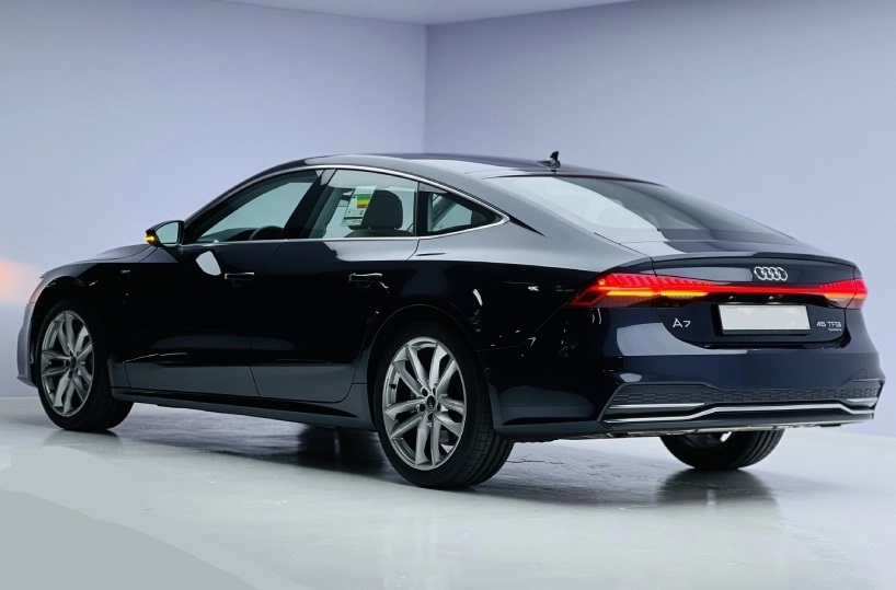 Rent Audi A7 2024