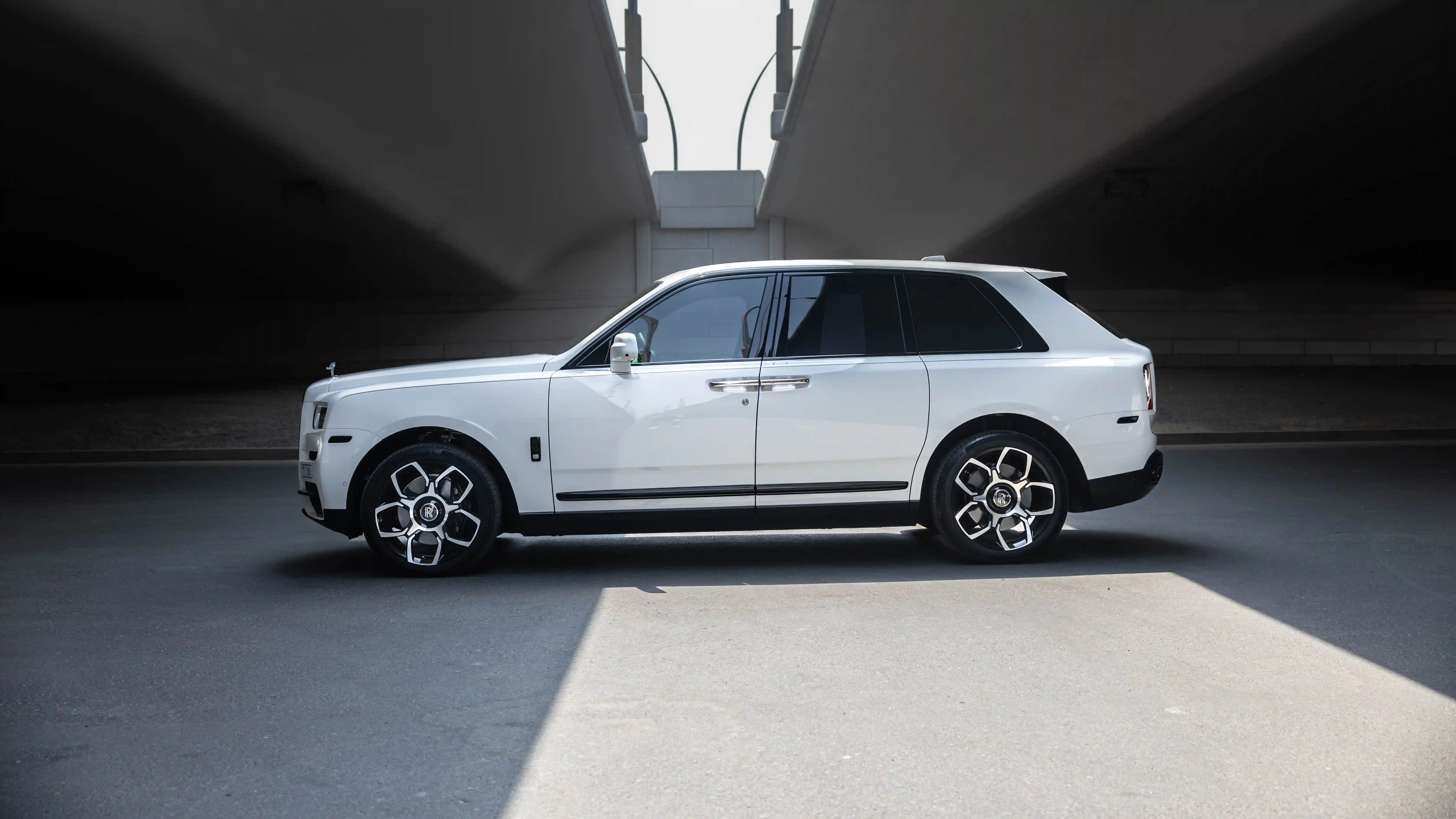 Rolls-Royce Cullinan White