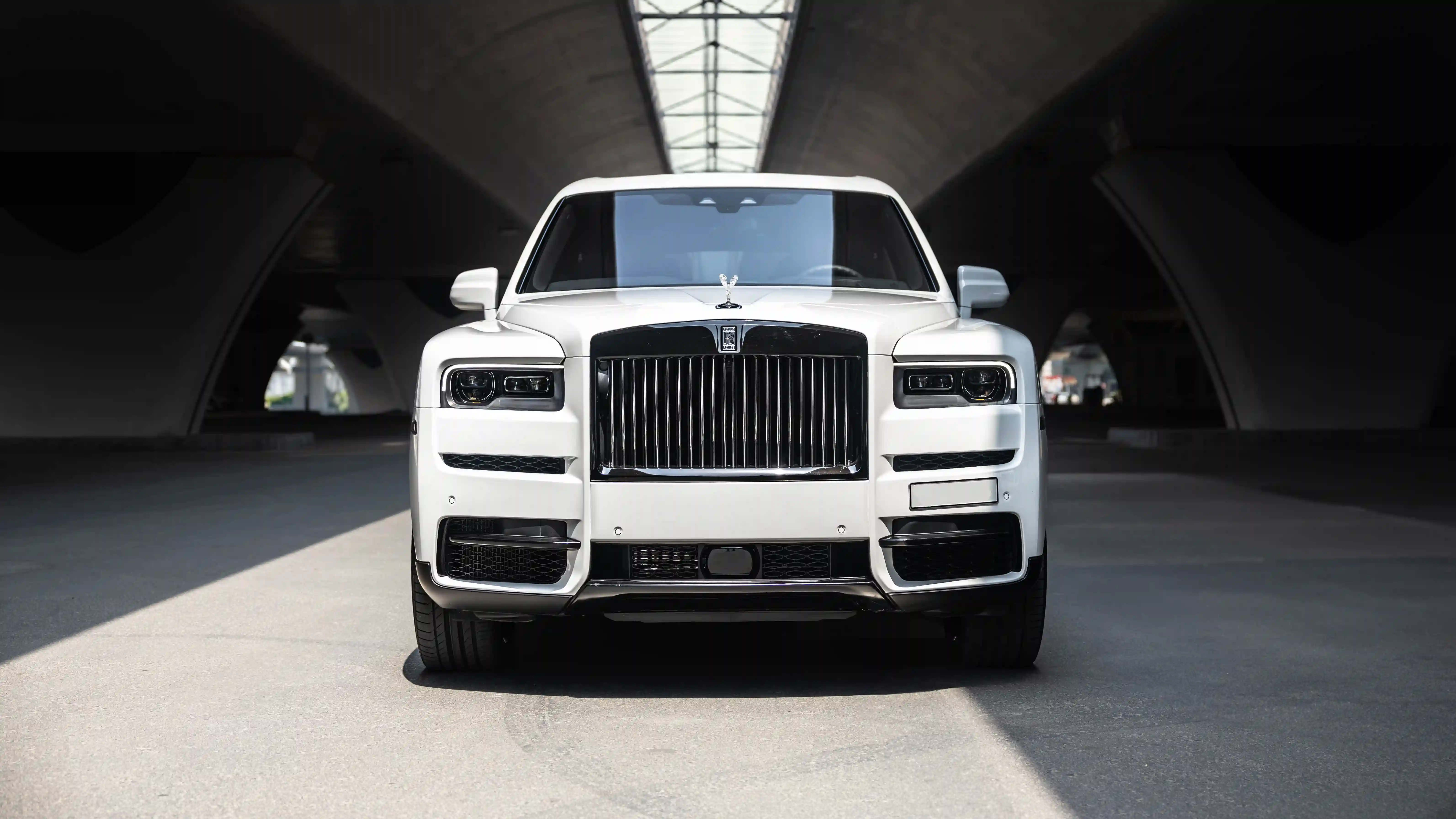 Rolls-Royce Cullinan White