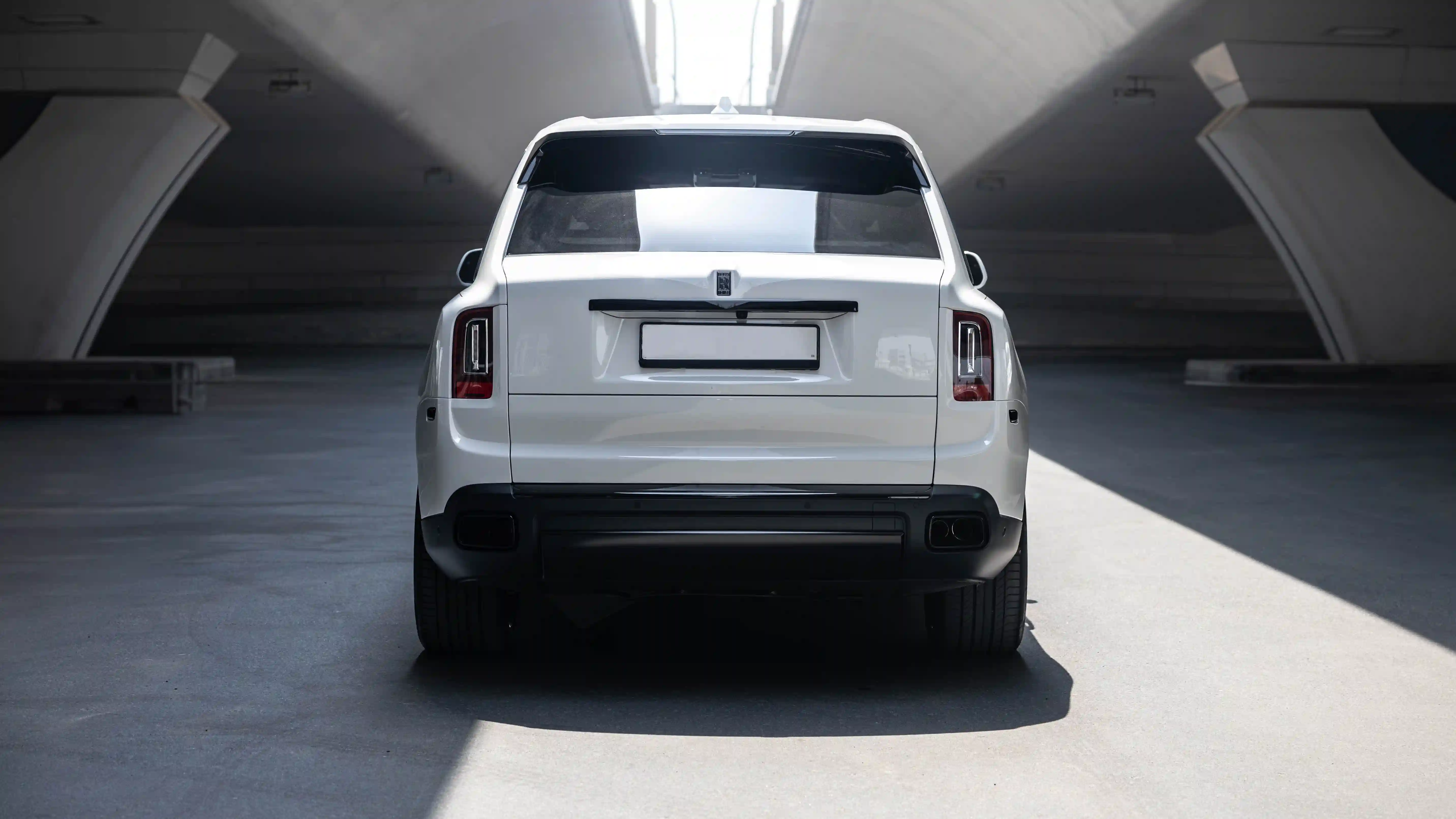 Rolls-Royce Cullinan White